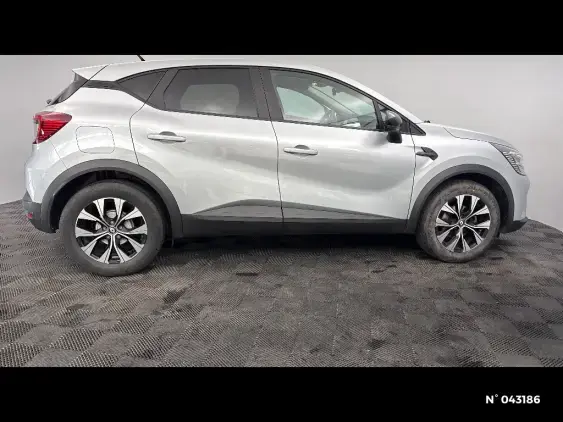 RENAULT CAPTUR II - voiture d'occasion - Photo 5