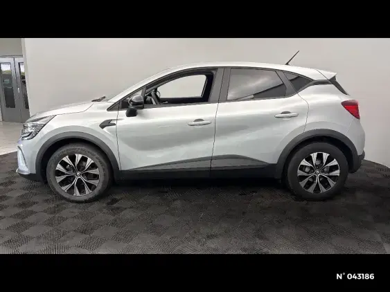 RENAULT CAPTUR II - voiture d'occasion - Photo 2