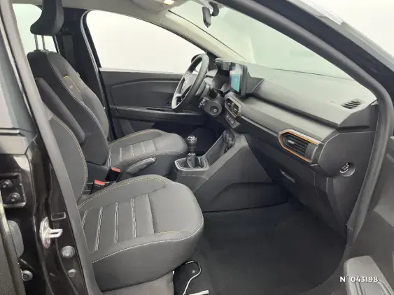 DACIA SANDERO III - voiture d'occasion - Photo 10