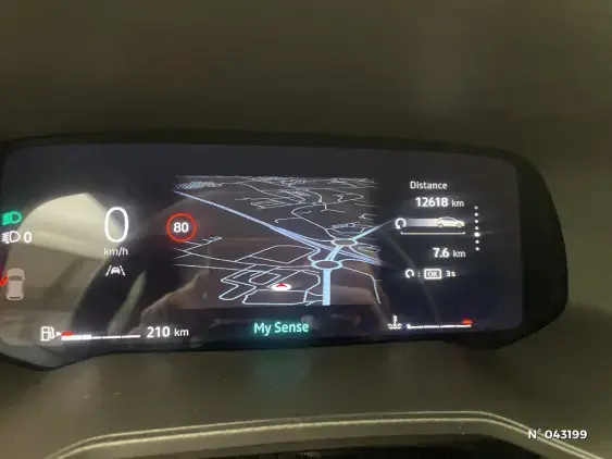 RENAULT CLIO V - voiture d'occasion - Photo 12