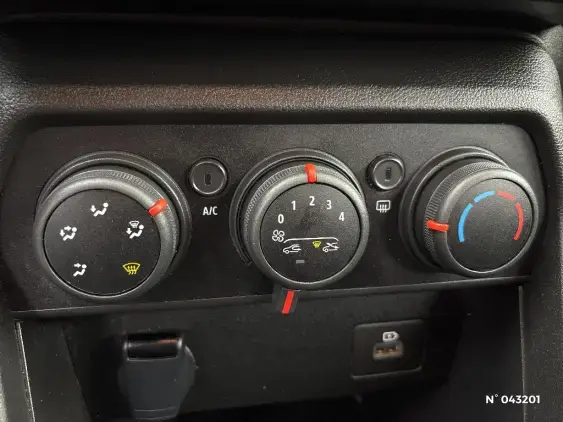DACIA SANDERO III - voiture d'occasion - Photo 15