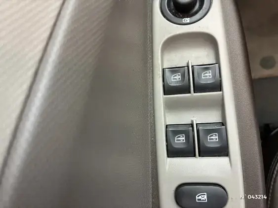 RENAULT ZOE - voiture d'occasion - Photo 32