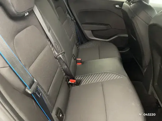 RENAULT CLIO V - voiture d'occasion - Photo 11