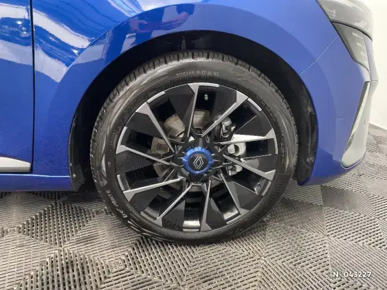 RENAULT CLIO V - voiture d'occasion - Photo 8