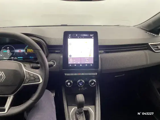 RENAULT CLIO V - voiture d'occasion - Photo 13