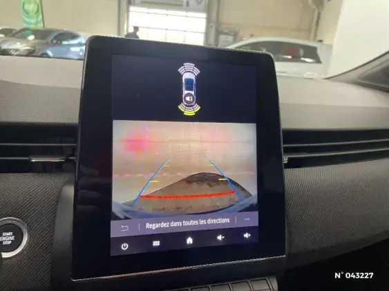 RENAULT CLIO V - voiture d'occasion - Photo 14