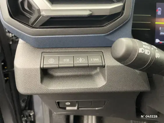 DACIA DUSTER III - voiture d'occasion - Photo 15