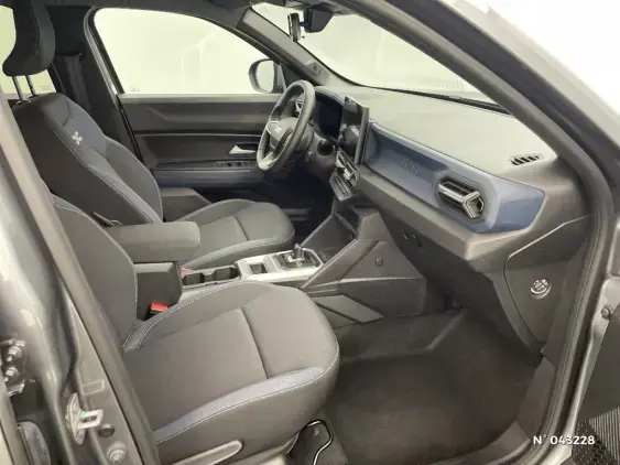 DACIA DUSTER III - voiture d'occasion - Photo 10