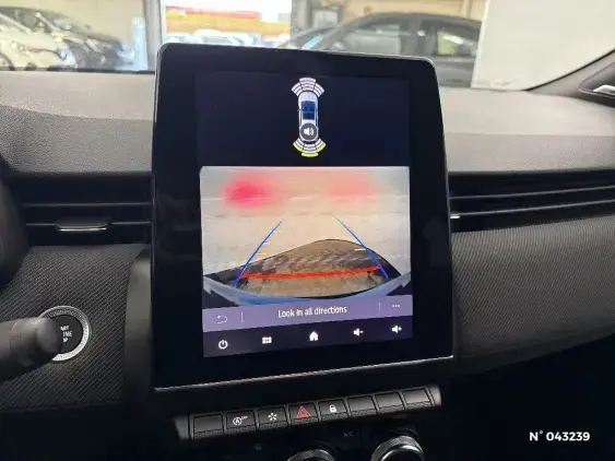 RENAULT CLIO V - voiture d'occasion - Photo 14