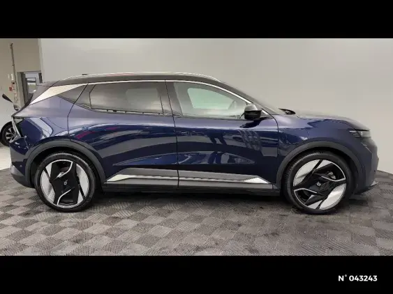 RENAULT SCENIC V ELECTRIQUE - voiture d'occasion - Photo 5