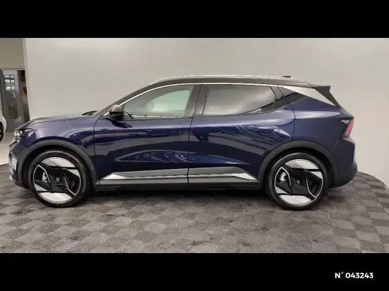 RENAULT SCENIC V ELECTRIQUE - voiture d'occasion - Photo 2