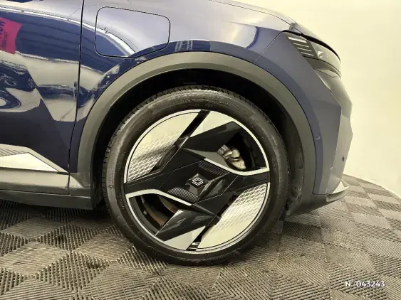 RENAULT SCENIC V ELECTRIQUE - voiture d'occasion - Photo 8