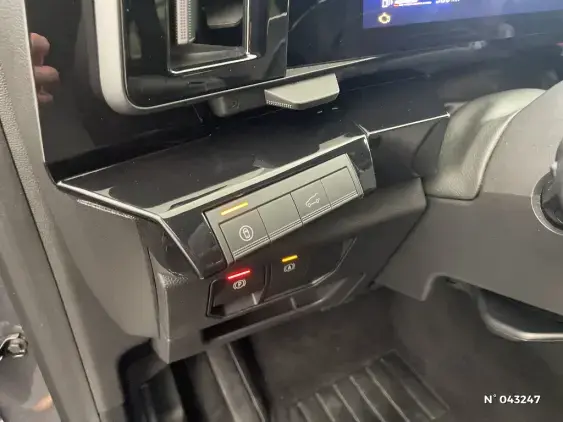 RENAULT AUSTRAL - voiture d'occasion - Photo 15