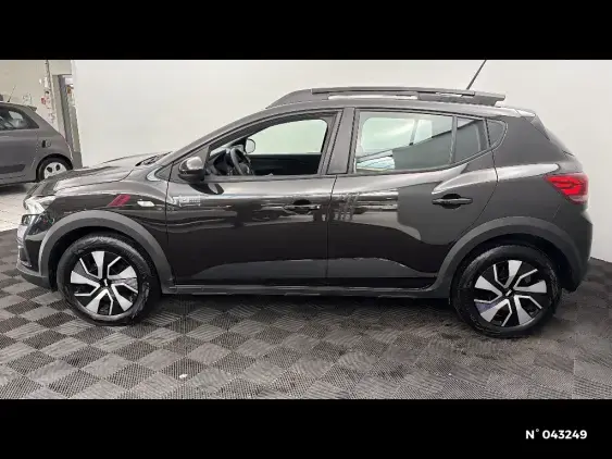 DACIA SANDERO III - voiture d'occasion - Photo 2