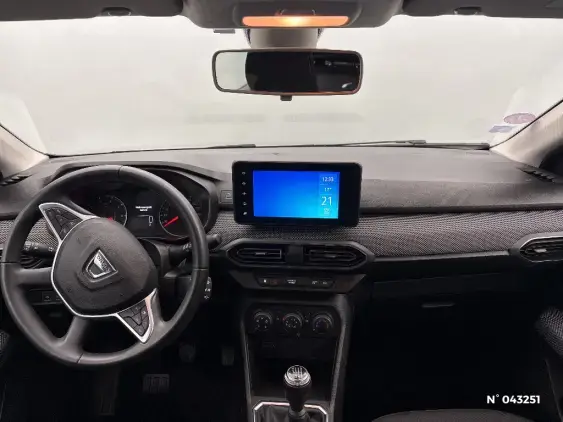 DACIA SANDERO III - voiture d'occasion - Photo 9