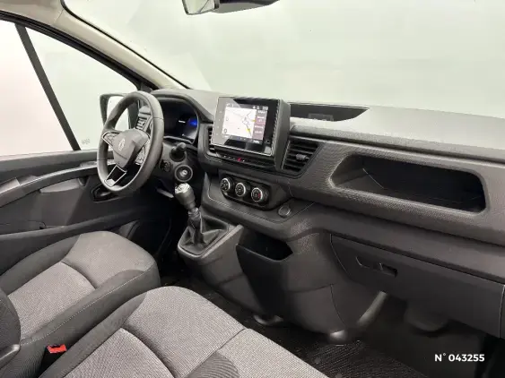 RENAULT TRAFIC III - voiture d'occasion - Photo 10