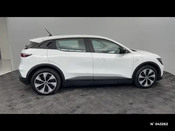 RENAULT MEGANE V - voiture d'occasion - Photo 5