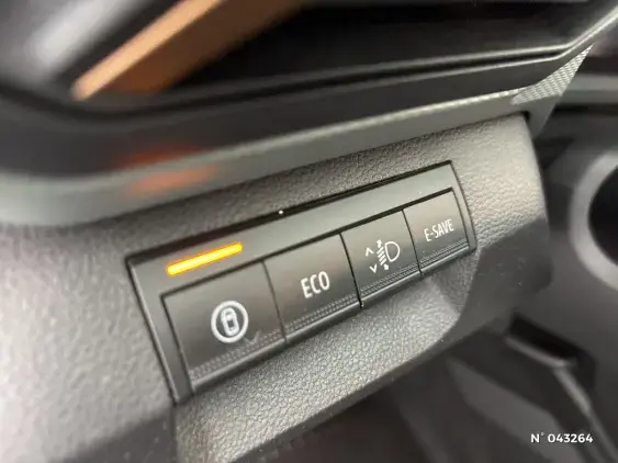 DACIA DUSTER III - voiture d'occasion - Photo 15