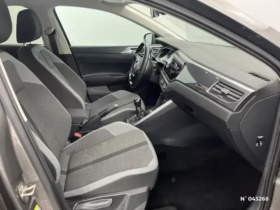 VOLKSWAGEN POLO VI - voiture d'occasion - Photo 9