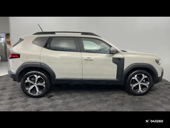 DACIA DUSTER III - voiture d'occasion - Photo 5