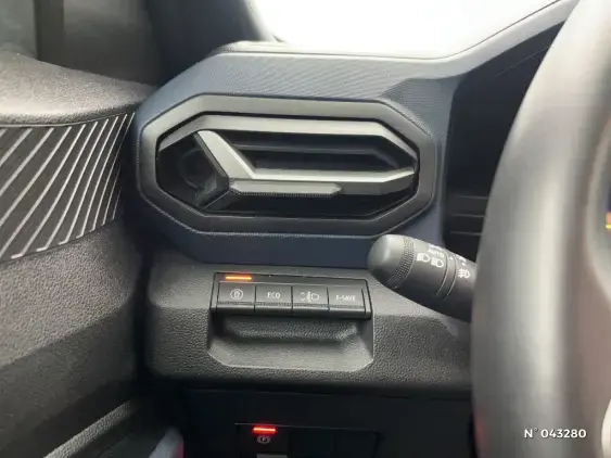 DACIA DUSTER III - voiture d'occasion - Photo 15