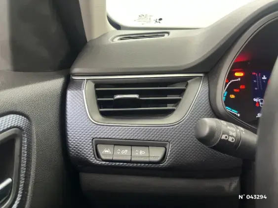 RENAULT ARKANA - voiture d'occasion - Photo 15