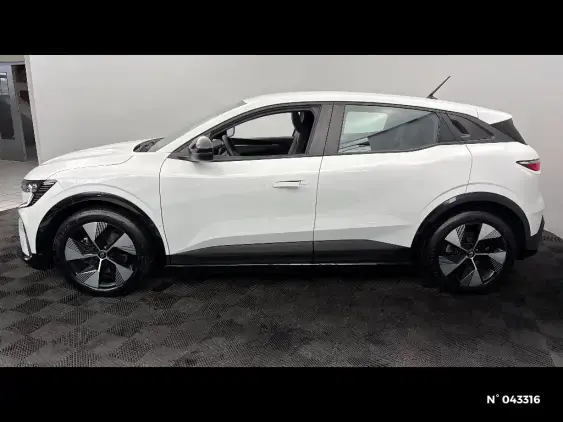 RENAULT MEGANE V - voiture d'occasion - Photo 2