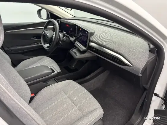RENAULT MEGANE V - voiture d'occasion - Photo 10