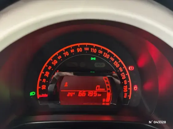 RENAULT TWINGO III - voiture d'occasion - Photo 10