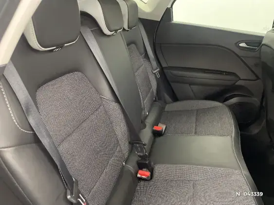 RENAULT CAPTUR II - voiture d'occasion - Photo 11