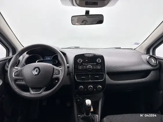 RENAULT CLIO IV - voiture d'occasion - Photo 9