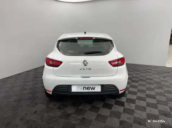 RENAULT CLIO IV - voiture d'occasion - Photo 6