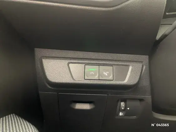DACIA SANDERO III - voiture d'occasion - Photo 14