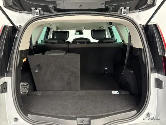 RENAULT SCENIC IV - voiture d'occasion - Photo 7
