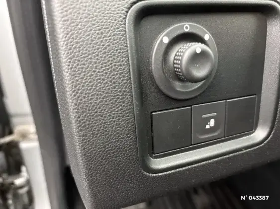 DACIA DUSTER II - voiture d'occasion - Photo 15