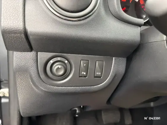 DACIA SANDERO II - voiture d'occasion - Photo 15
