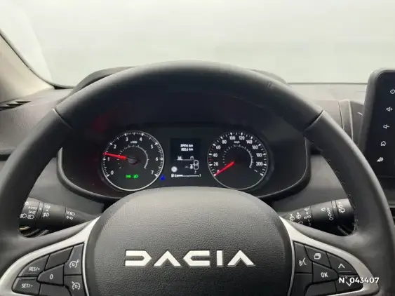 DACIA SANDERO III - voiture d'occasion - Photo 12