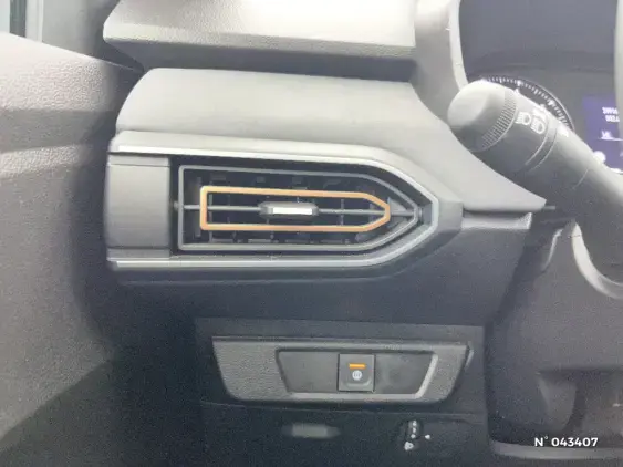 DACIA SANDERO III - voiture d'occasion - Photo 15