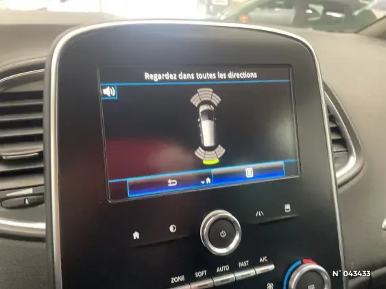 RENAULT GRAND SCENIC IV - voiture d'occasion - Photo 14