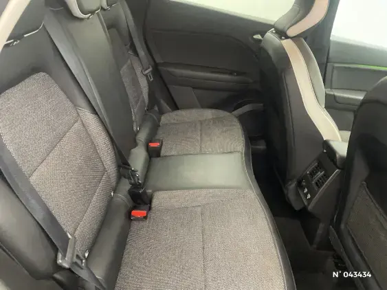 RENAULT CAPTUR II - voiture d'occasion - Photo 11