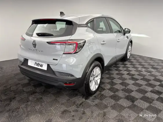 RENAULT CAPTUR II - voiture d'occasion - Photo 4