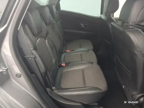 RENAULT SCENIC IV - voiture d'occasion - Photo 11