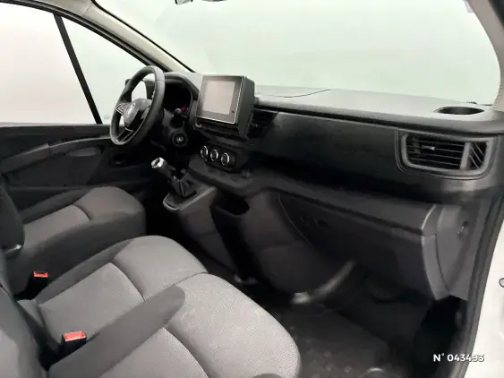 RENAULT TRAFIC III - voiture d'occasion - Photo 10