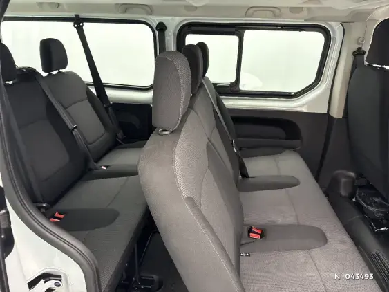 RENAULT TRAFIC III - voiture d'occasion - Photo 11