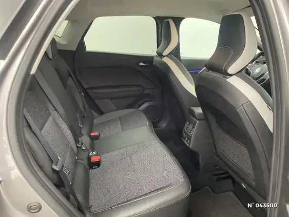 RENAULT CAPTUR II - voiture d'occasion - Photo 11