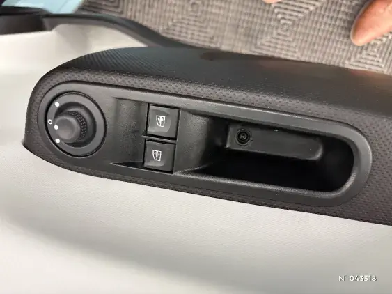 RENAULT TWINGO ELECTRIQUE III - voiture d'occasion - Photo 25