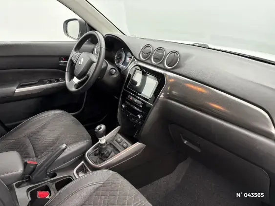 SUZUKI VITARA IV - voiture d'occasion - Photo 10
