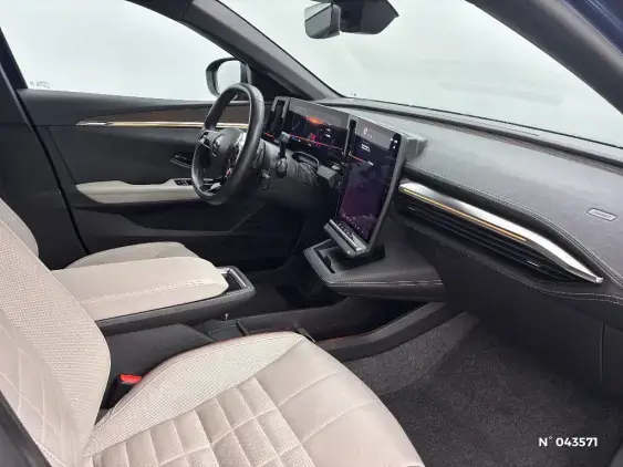 RENAULT MEGANE V - voiture d'occasion - Photo 10