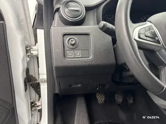 DACIA DUSTER II - voiture d'occasion - Photo 15