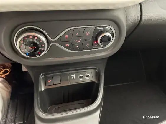RENAULT TWINGO III - voiture d'occasion - Photo 14